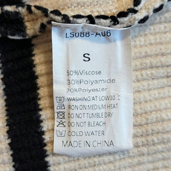 Lillusory Black & Cream Stripe Cardigan Sweater Button Down Relaxed Loose Fit S - Picture 13 of 14